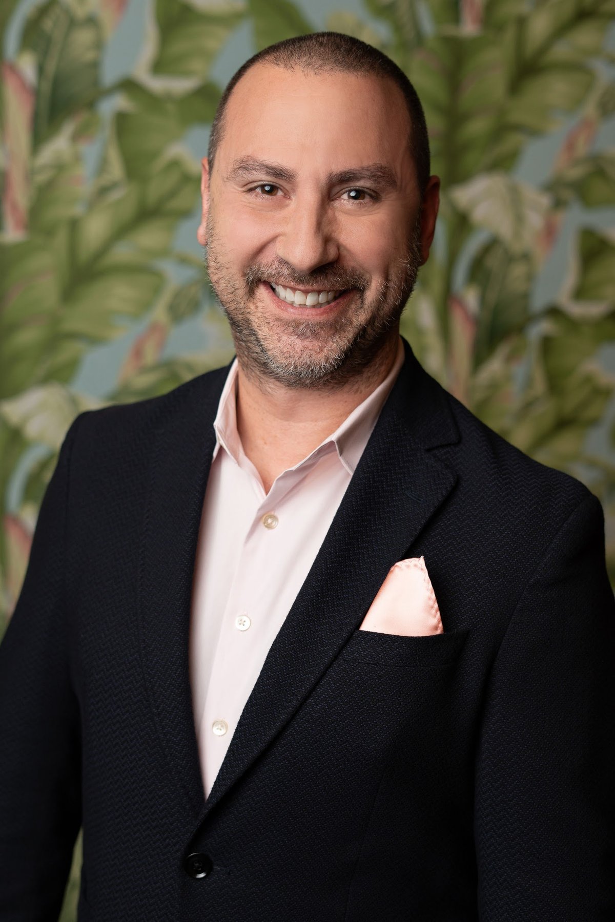Portrait of Matt Radicelli, executive coach